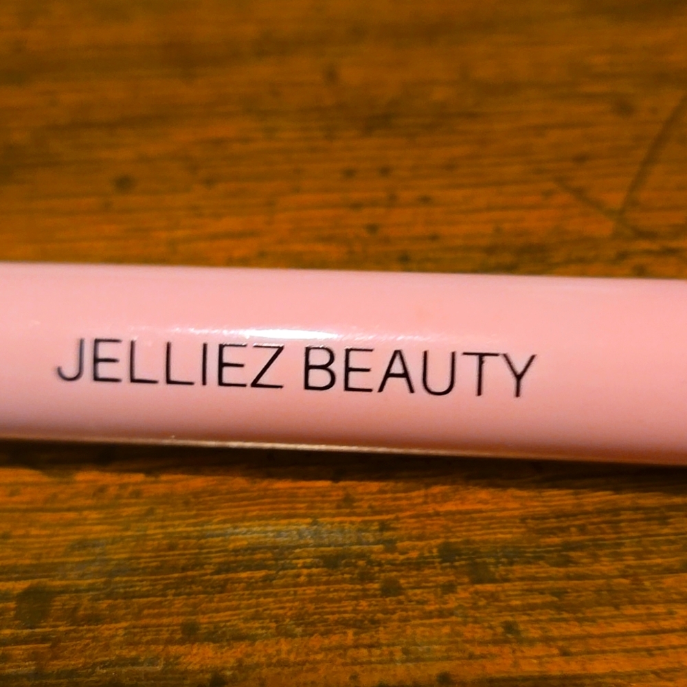JELLIEZ BEAUTY